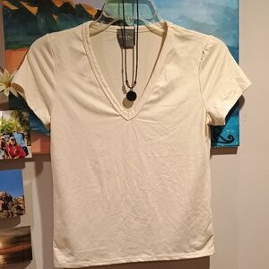 Olive & Oak Soft Cream V-Neck Short Sleeve Tee